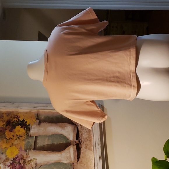 Champion Tee - Picture 5 of 7